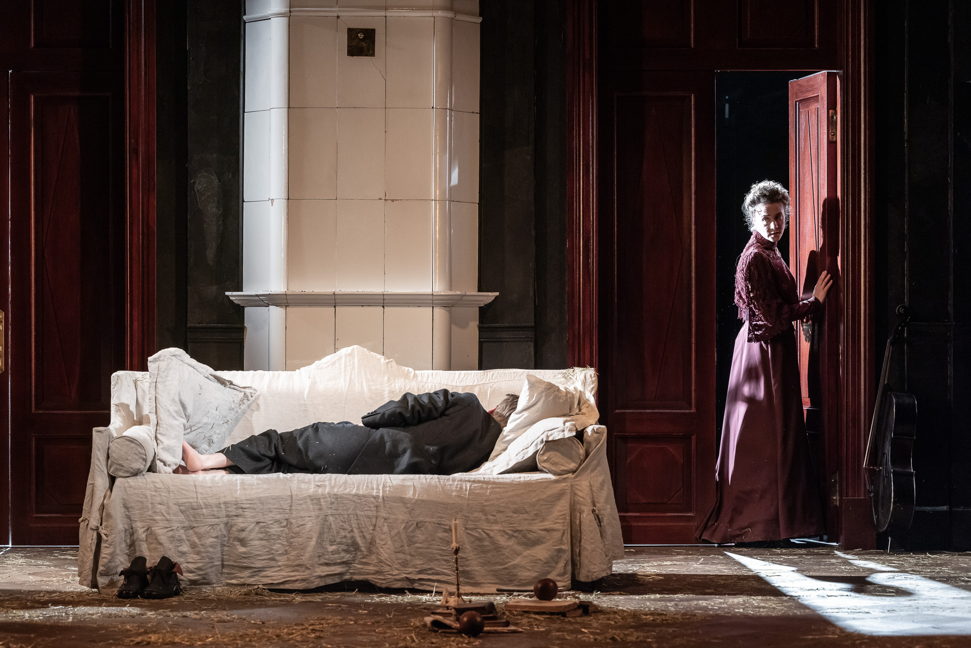 Чеховъ. Ивановъ. Слова. Слова. Слова