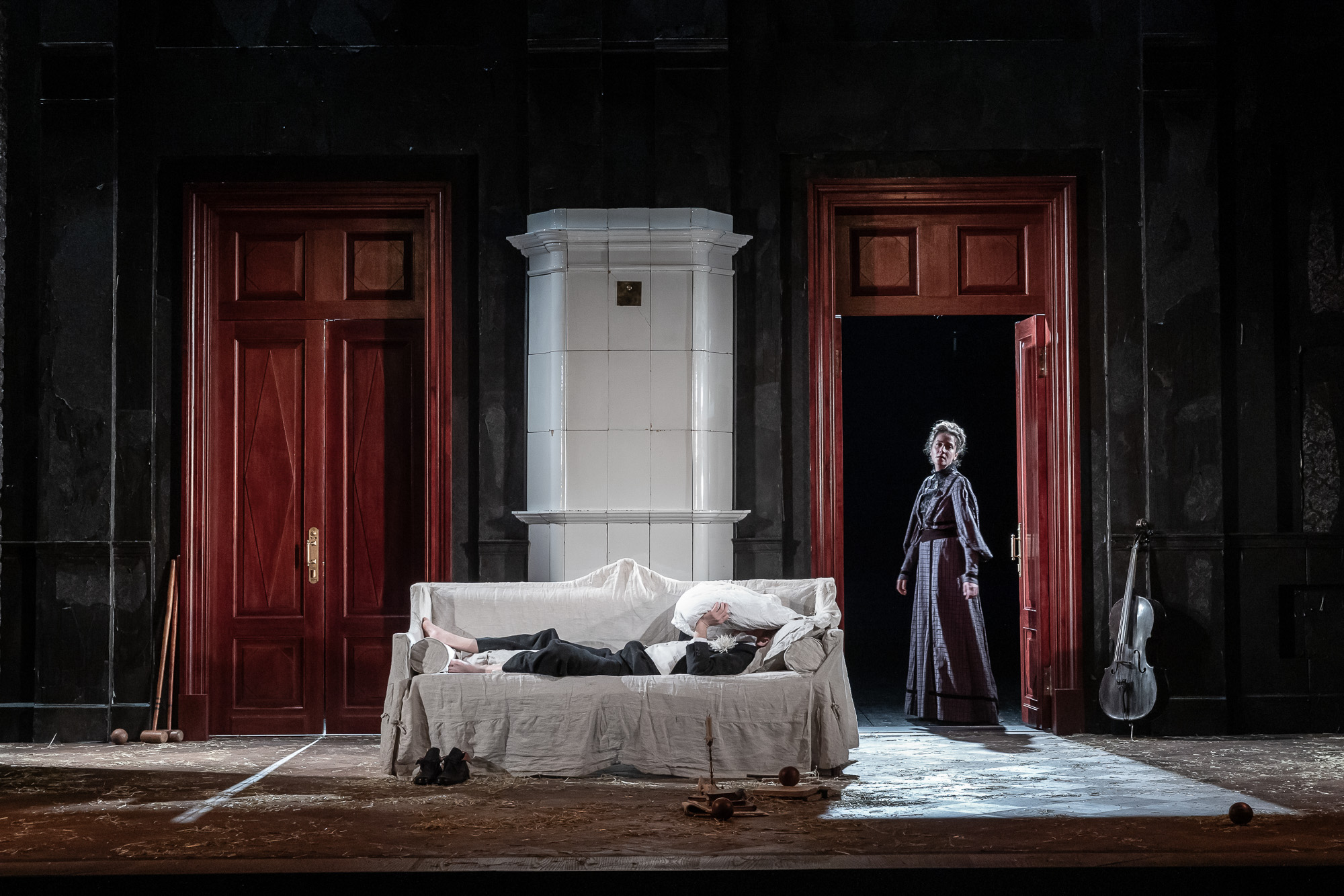 Чеховъ. Ивановъ. Слова. Слова. Слова