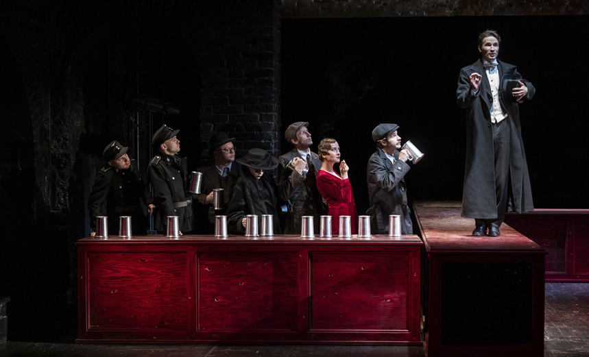 Брехт. Швейк. Вторая мировая